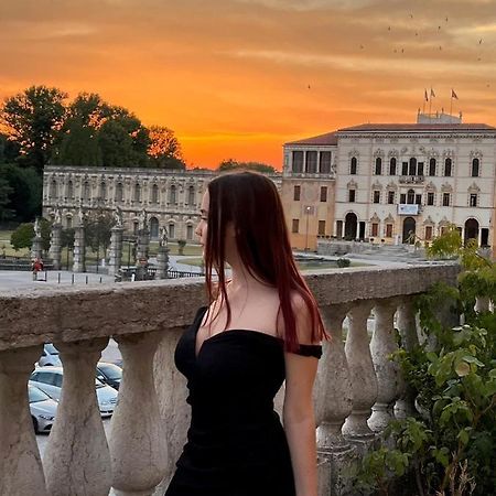 Boutique House Alle Loggie Palladiane Di Villa Contarini Piazzola sul Brenta Bagian luar foto