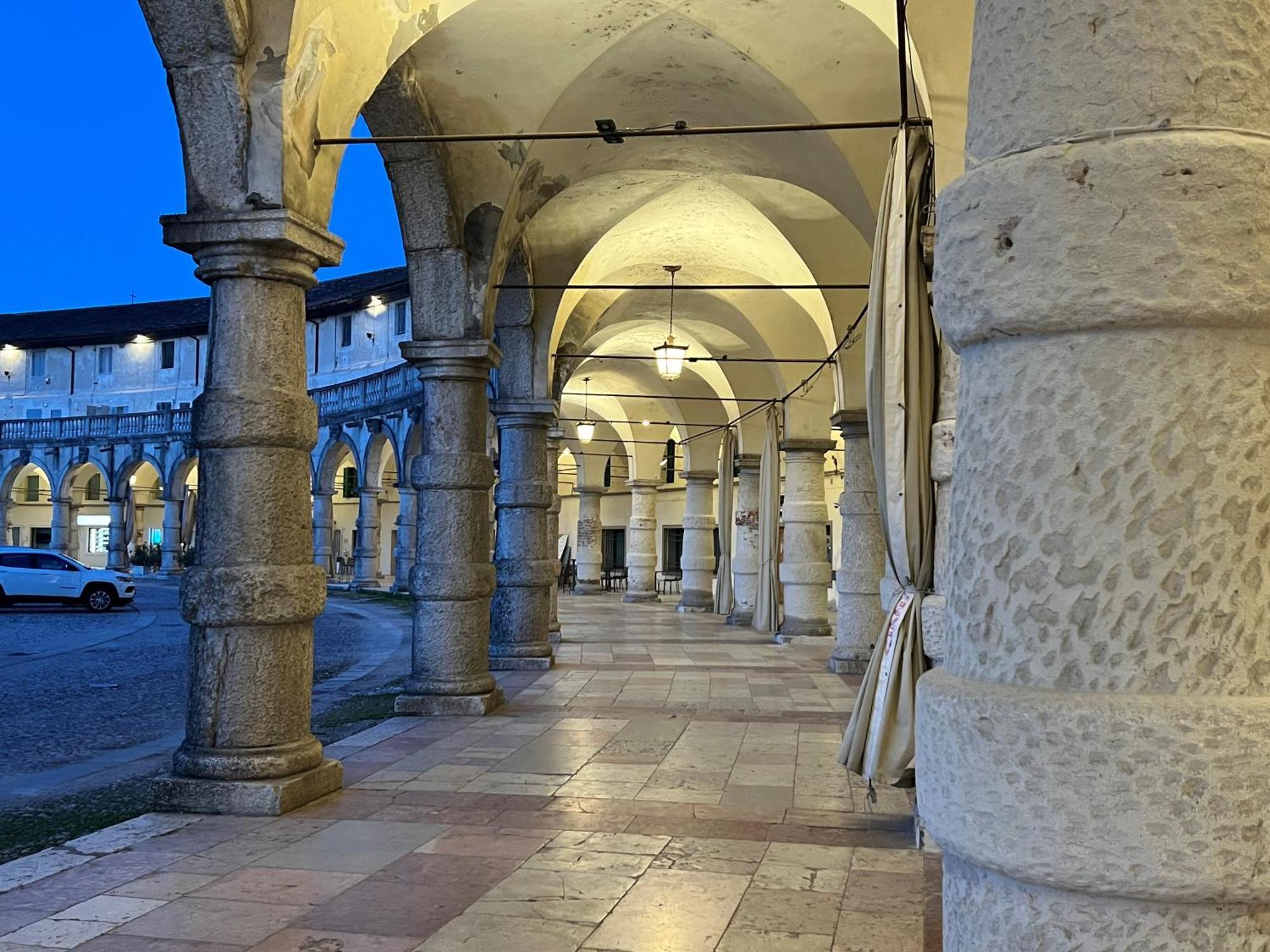 Boutique House Alle Loggie Palladiane Di Villa Contarini Piazzola sul Brenta Bagian luar foto